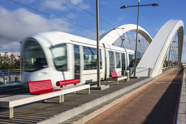 Tramway à Lyon  © Frédéric Prochasson / 346281737 Shutterstock
