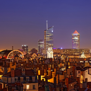 Panoramique de nuit © Krom Galerie