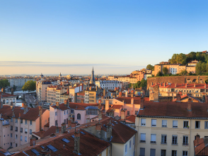 panorama sur Fourvière et Lyon © Sander van der Werf / Shutterstock