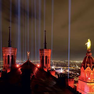 Les toits de Fourvière, vue nocturne © Barth Lafont